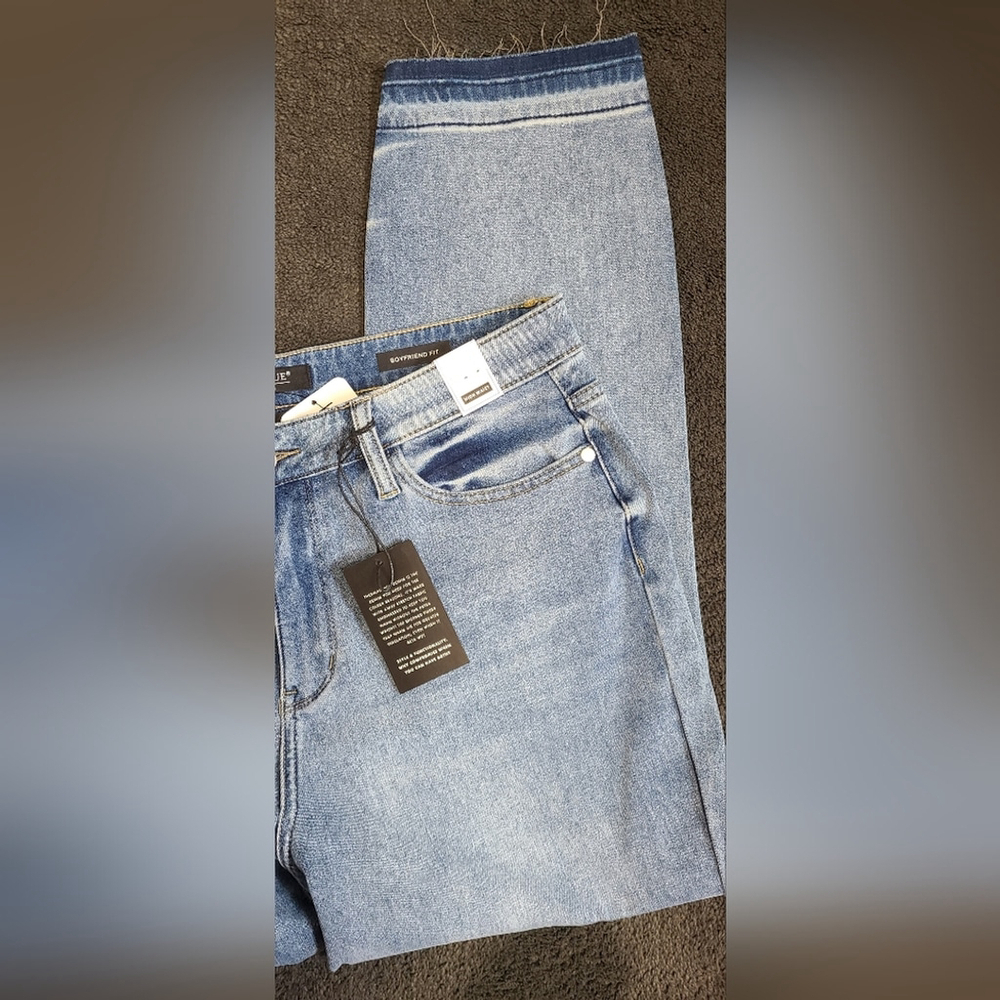 Judy Blue High Waist Boyfriend Jeans Thermadenim Undone Hem Womens size 15/32β - Picture 14 of 16